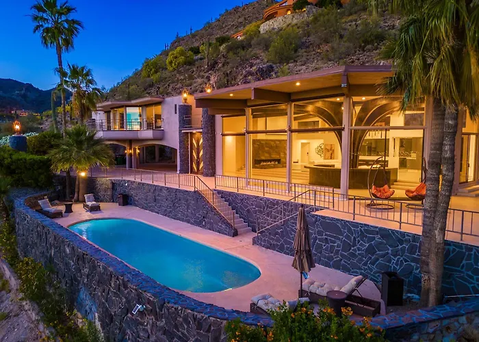 Holiday home Mountain Viewscity Viewsheated Poolluxury *
