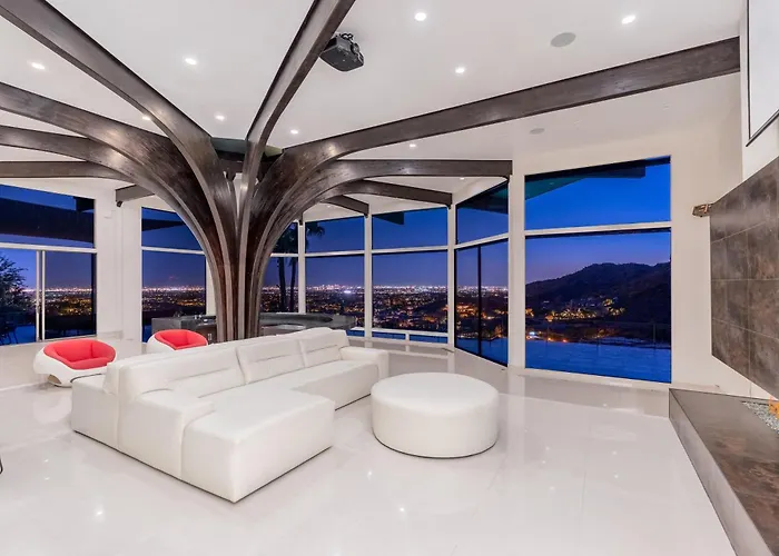 Holiday home Mountain Viewscity Viewsheated Poolluxury *