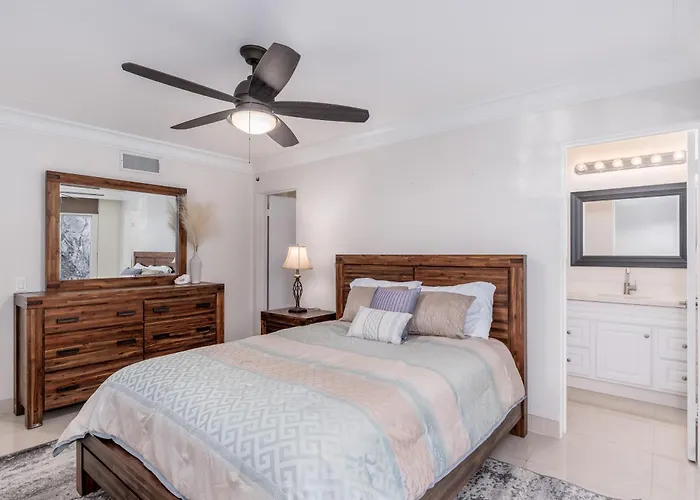Mountain Viewscity Viewsheated Poolluxury Holiday home *